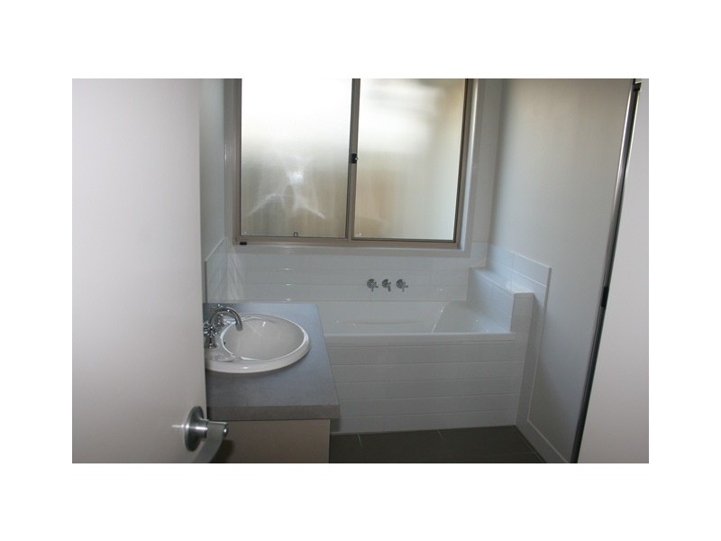 Little Mountain QLD 4551