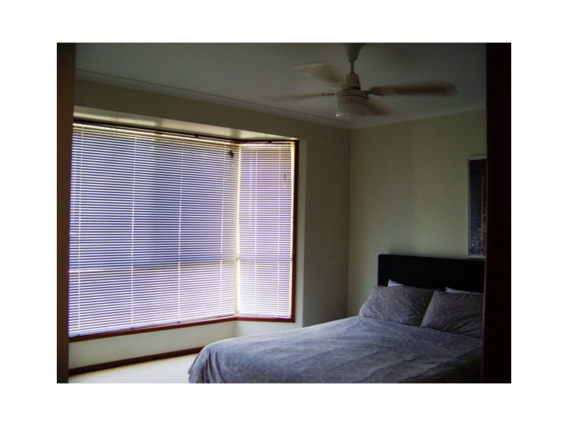 117 COOROORA STREET, Battery Hill QLD 4551