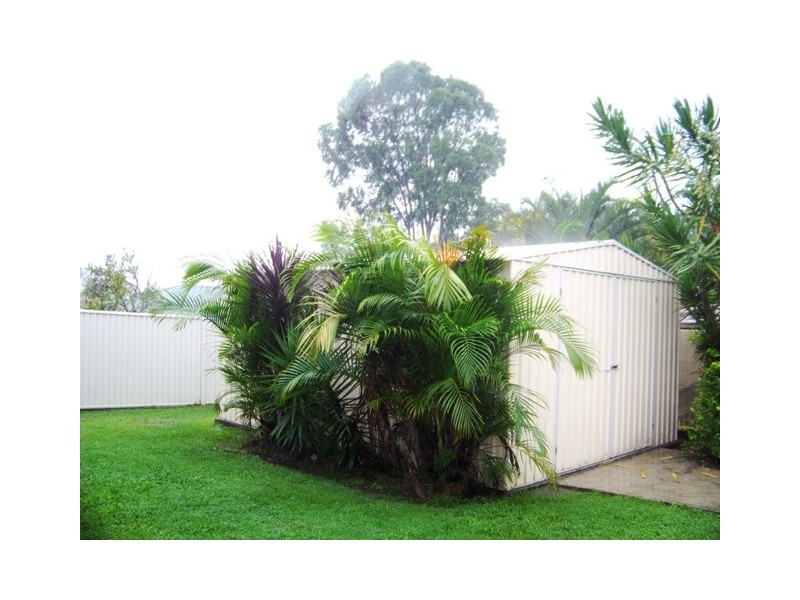 117 COOROORA STREET, Battery Hill QLD 4551