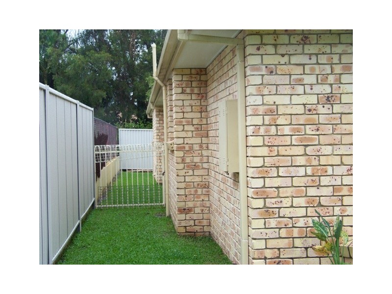 117 COOROORA STREET, Battery Hill QLD 4551