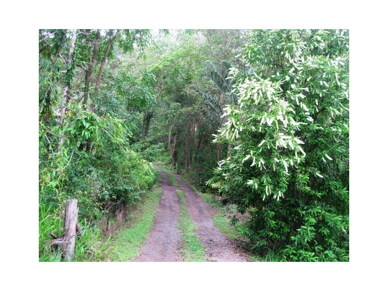 2122 OLD GYMPIE ROAD, Glass House Mountains QLD 4518