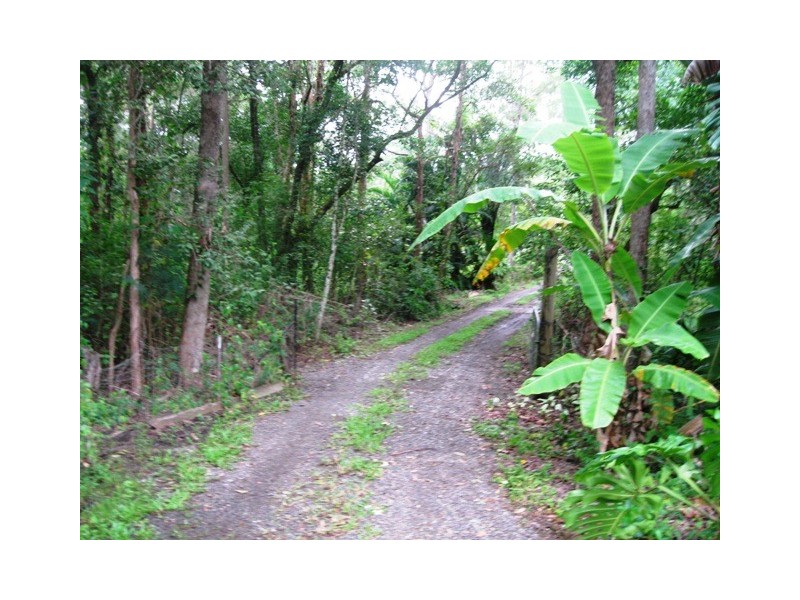 2122 OLD GYMPIE ROAD, Glass House Mountains QLD 4518