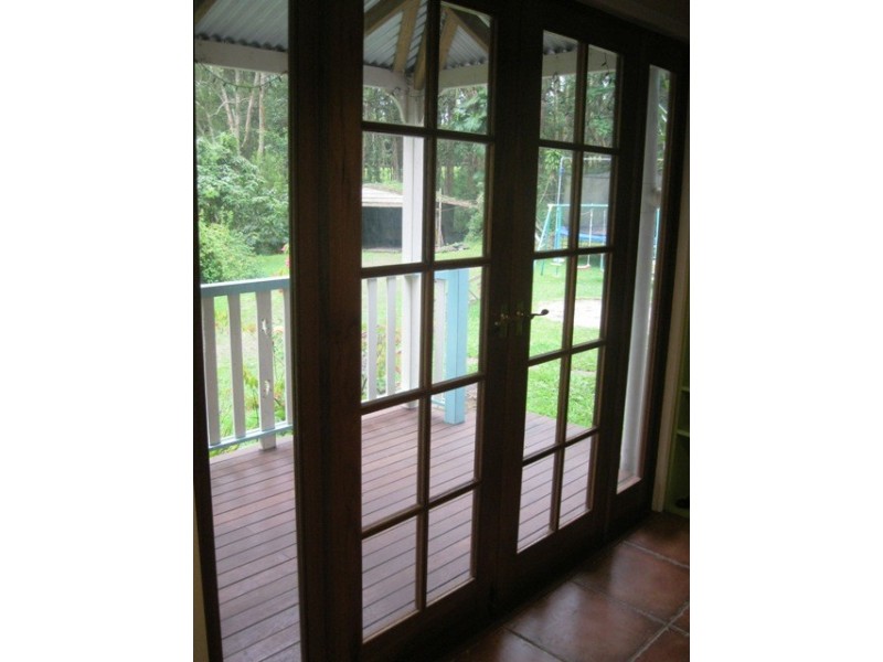 2122 OLD GYMPIE ROAD, Glass House Mountains QLD 4518