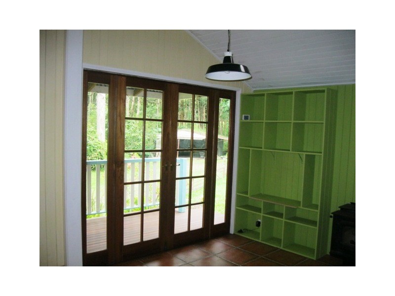 2122 OLD GYMPIE ROAD, Glass House Mountains QLD 4518