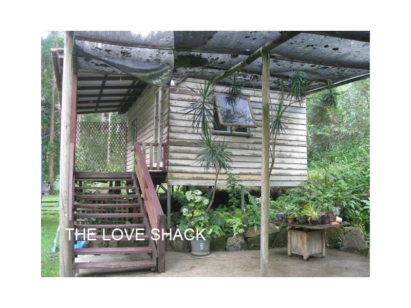 2122 OLD GYMPIE ROAD, Glass House Mountains QLD 4518