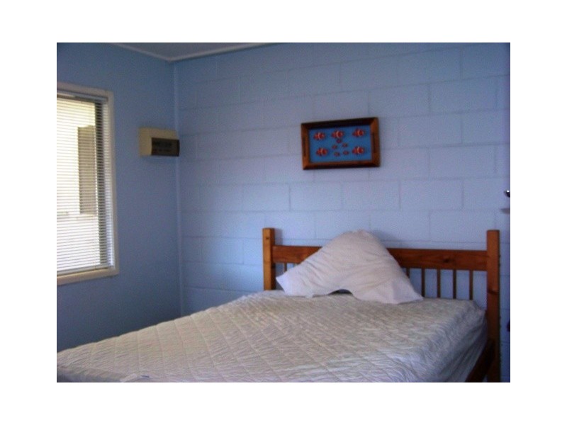 10 WAVELL AVENUE, Golden Beach QLD 4551