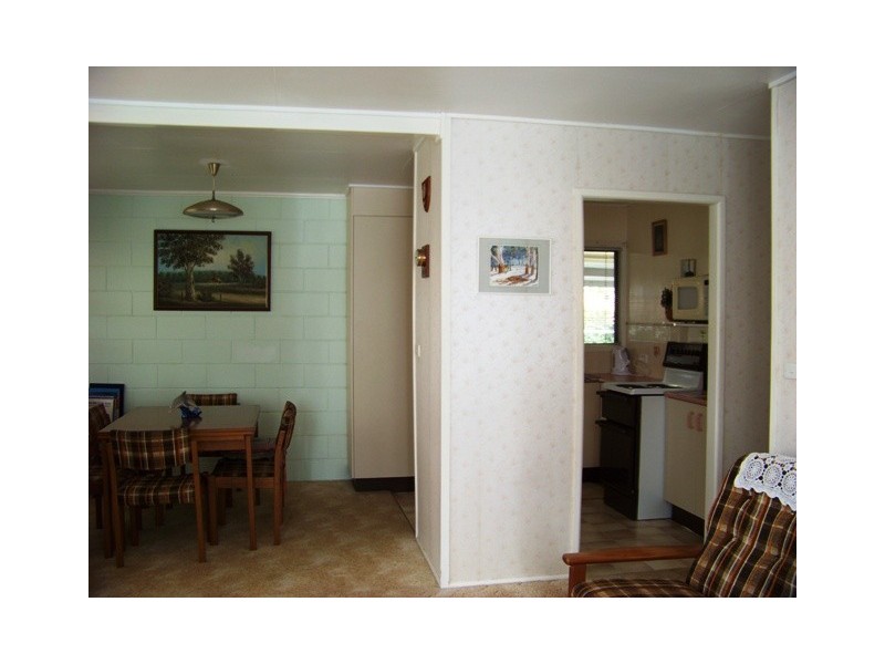 10 WAVELL AVENUE, Golden Beach QLD 4551