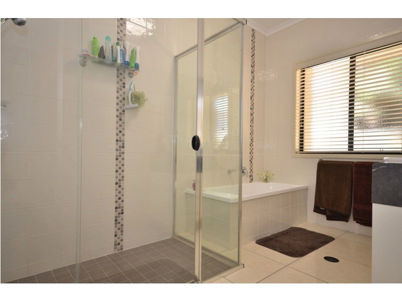 120 MAHOGANY DRIVE, Pelican Waters QLD 4551