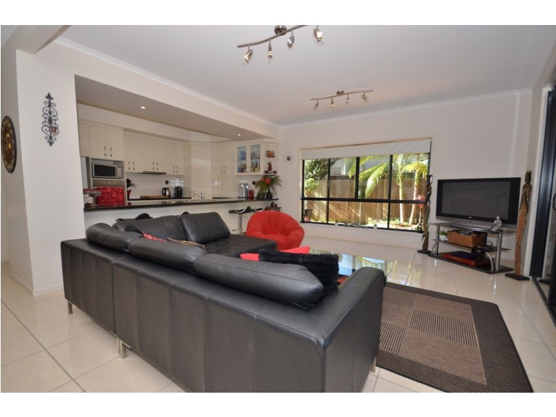120 MAHOGANY DRIVE, Pelican Waters QLD 4551