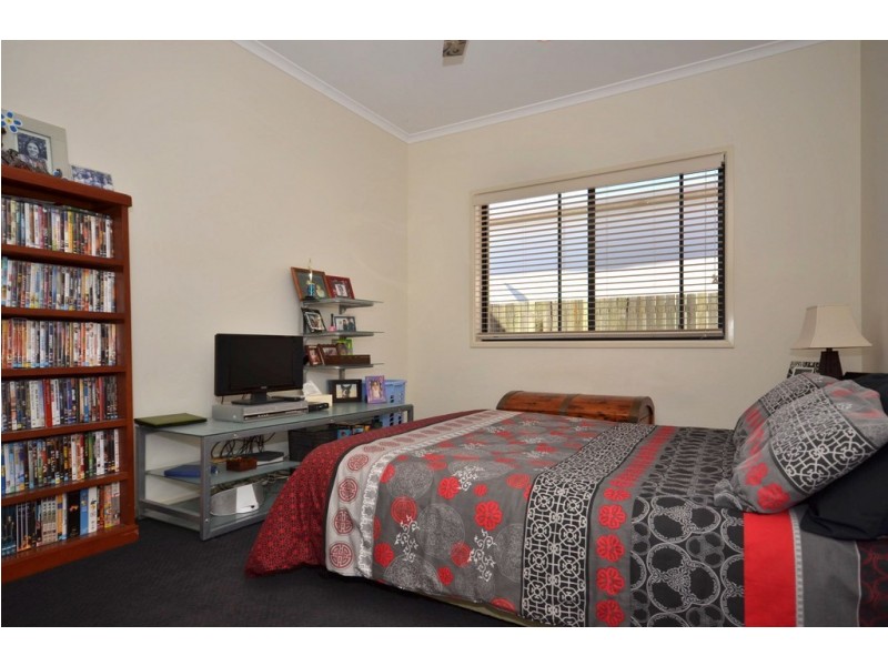 120 MAHOGANY DRIVE, Pelican Waters QLD 4551