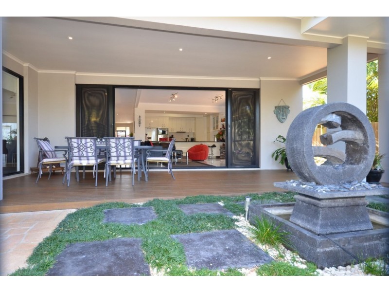 120 MAHOGANY DRIVE, Pelican Waters QLD 4551