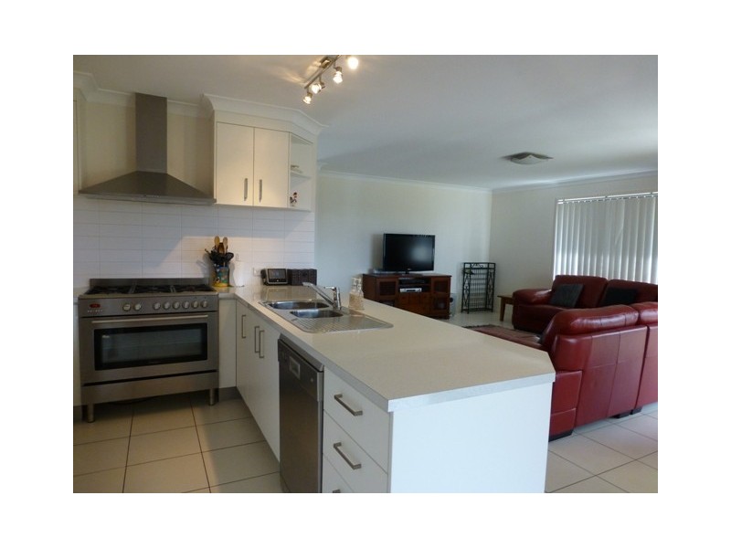 8 HOWITT ST, Caloundra West QLD 4551