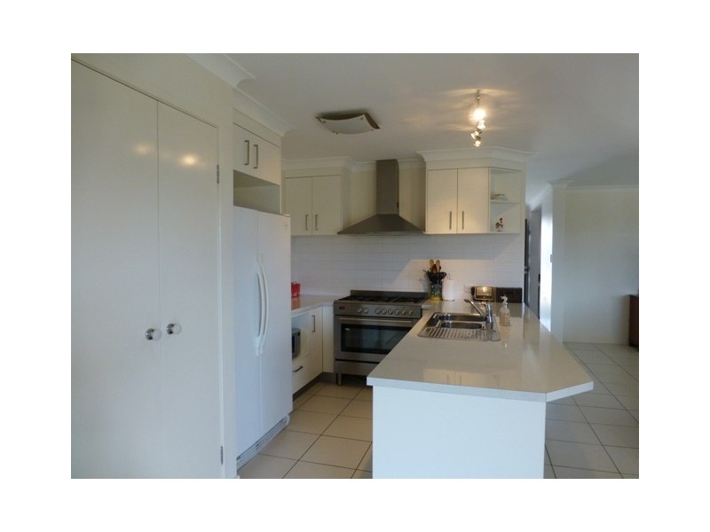 8 HOWITT ST, Caloundra West QLD 4551