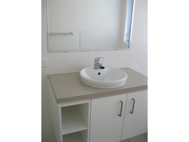 8 HOWITT ST, Caloundra West QLD 4551