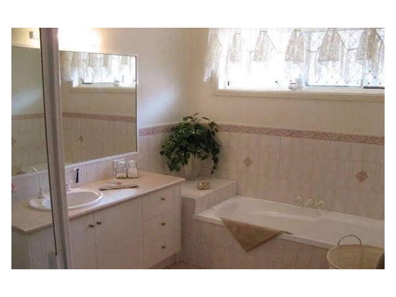 Burleigh Heads QLD 4220