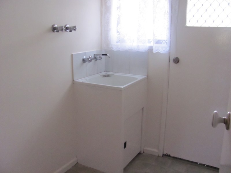 28 STAYDAR CRESCENT, Meadowbrook QLD 4131