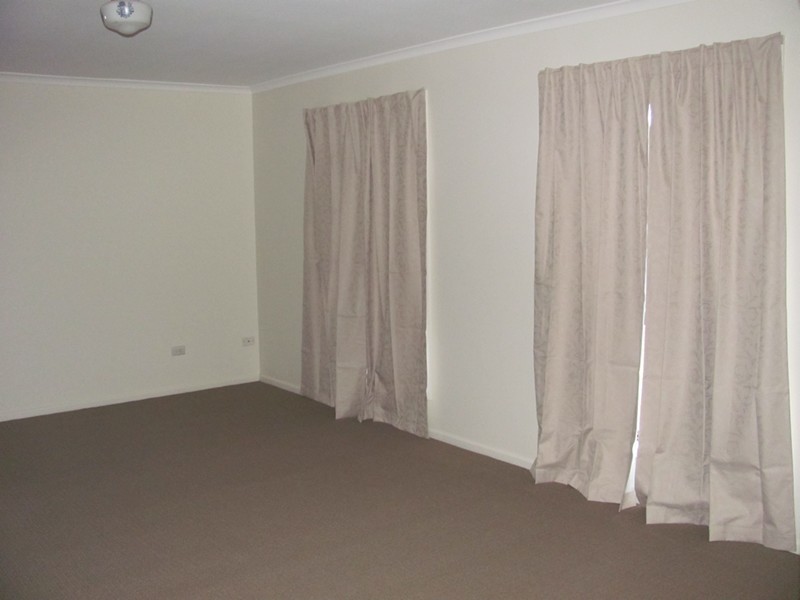 28 STAYDAR CRESCENT, Meadowbrook QLD 4131