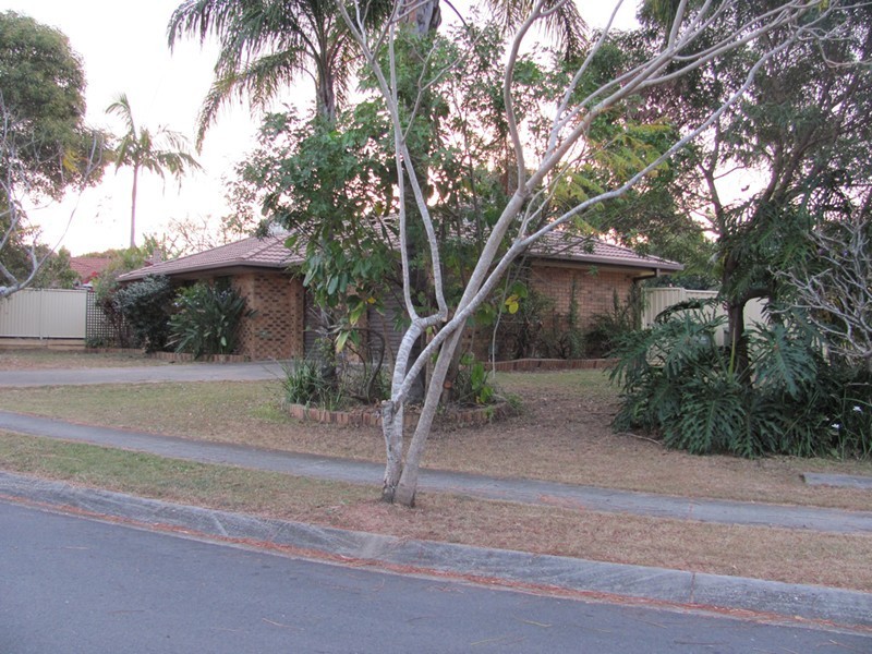 28 STAYDAR CRESCENT, Meadowbrook QLD 4131