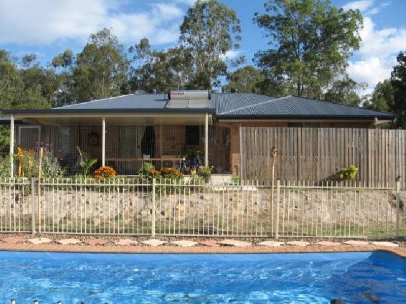 212 LEOPARDWOOD ROAD, Cedar Grove QLD 4285