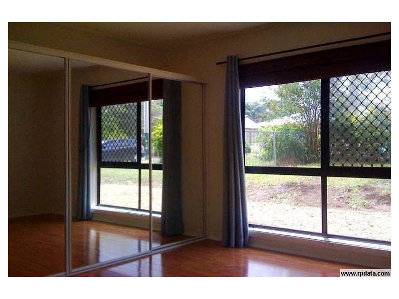 35 Allamanda Drive, Springwood QLD 4127