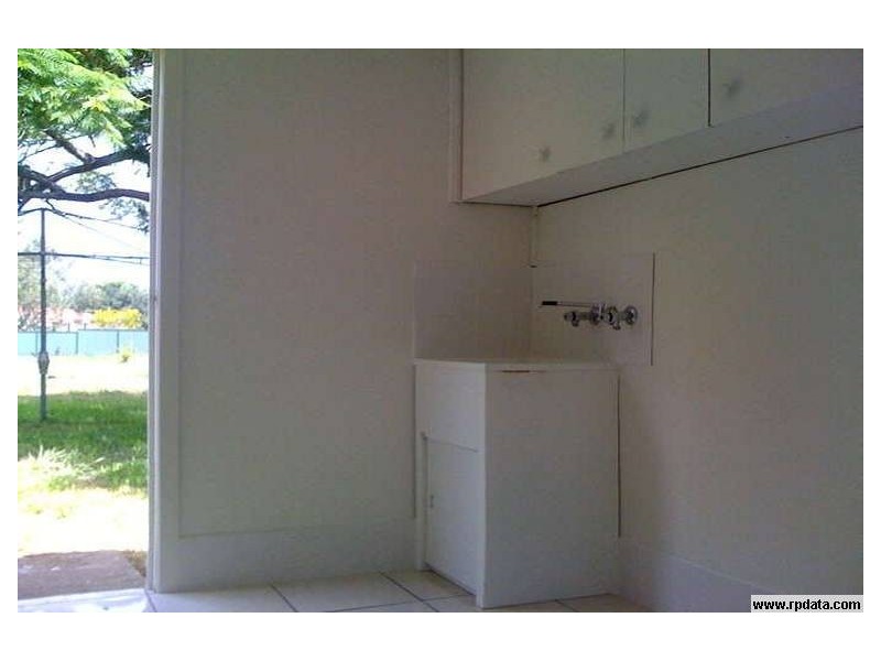 35 Allamanda Drive, Springwood QLD 4127