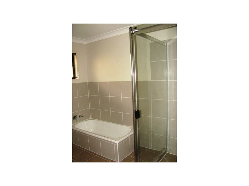 198 Daisy Hill Road, Daisy Hill QLD 4127