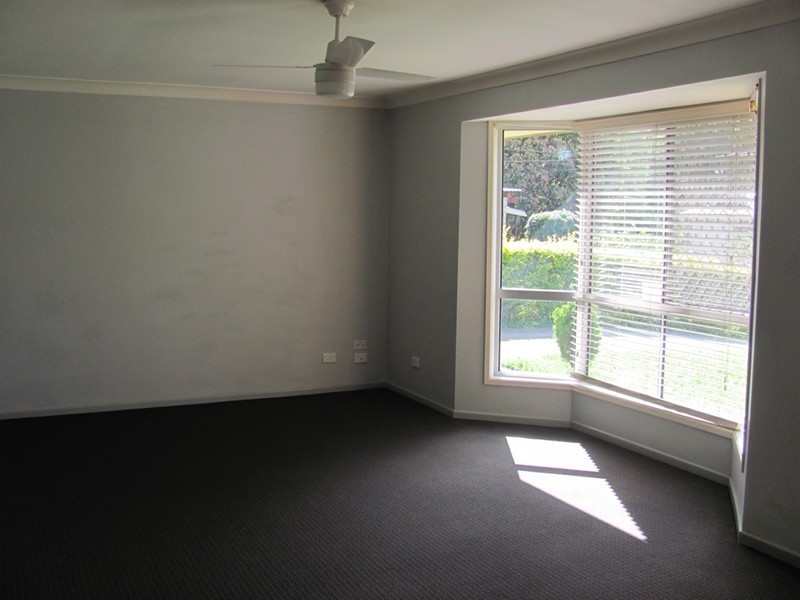 28 VALENCIA WAY, Slacks Creek QLD 4127