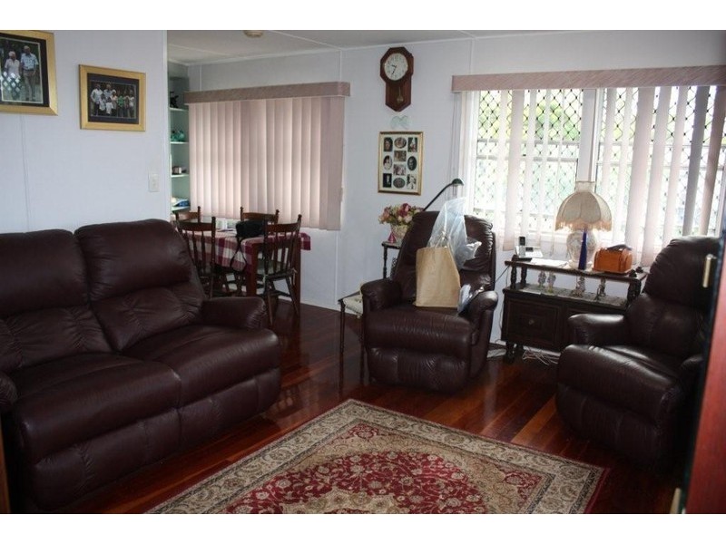 4 Hunter Street, Woodridge QLD 4114