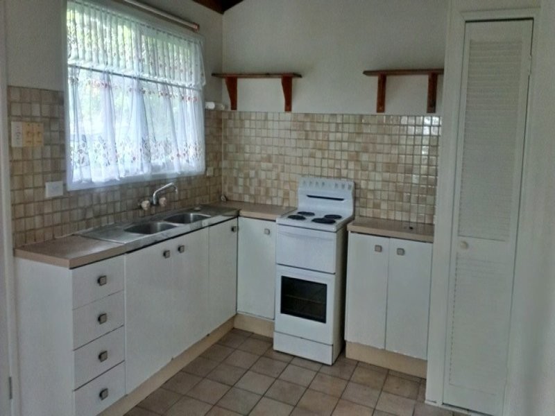 32  Antares Avenue, Kingston QLD 4114