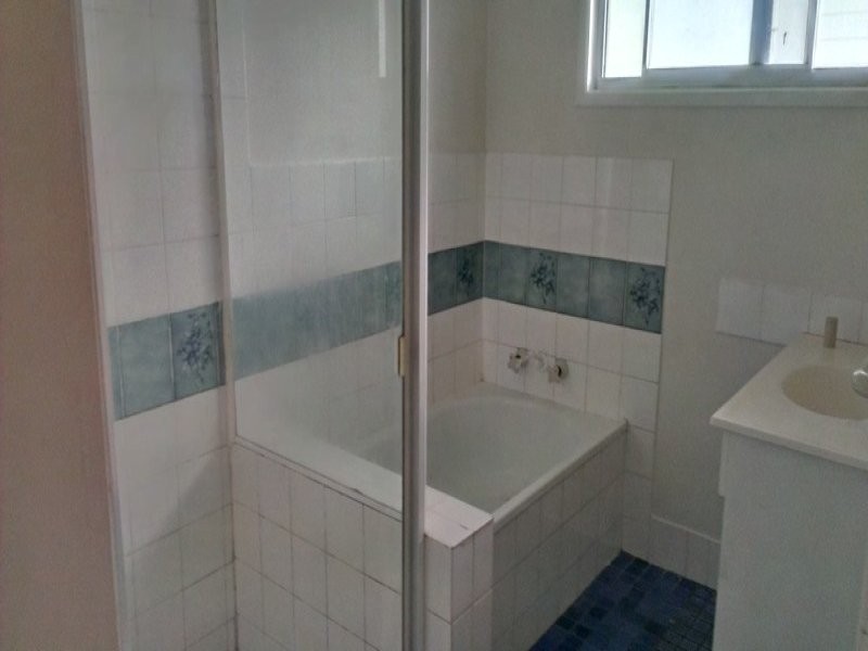 32  Antares Avenue, Kingston QLD 4114