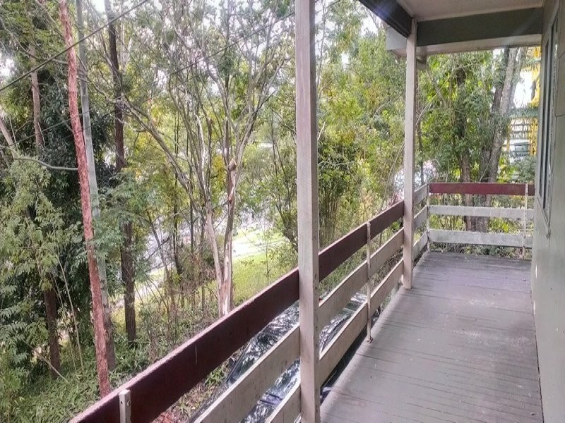 32  Antares Avenue, Kingston QLD 4114