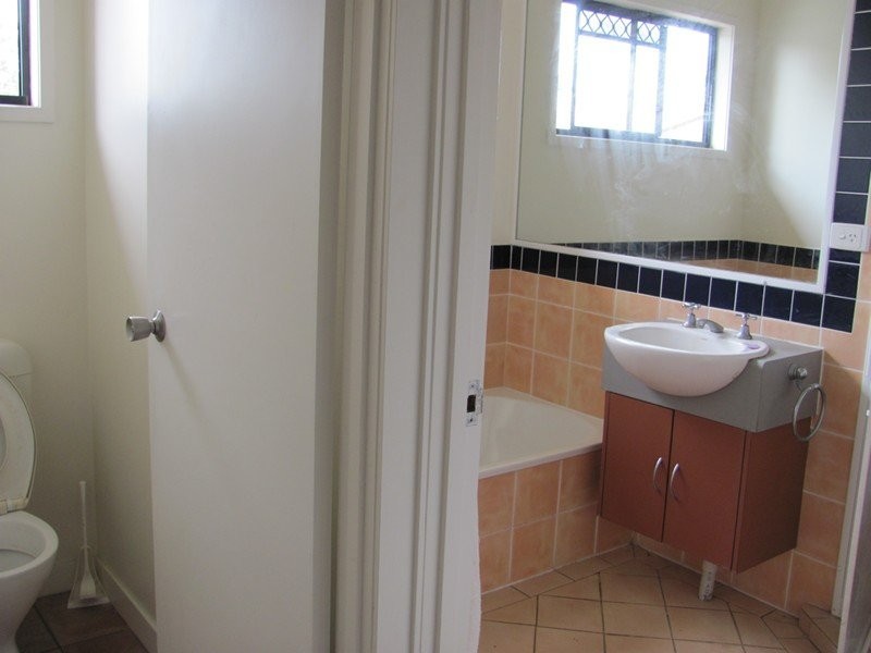 72 Albert Street, Woodridge QLD 4114