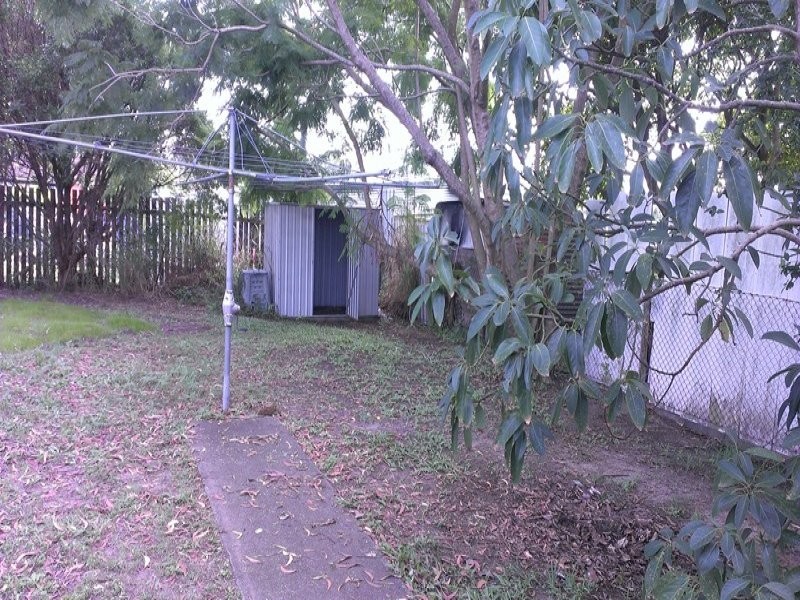 24 Stuart Street, Woodridge QLD 4114