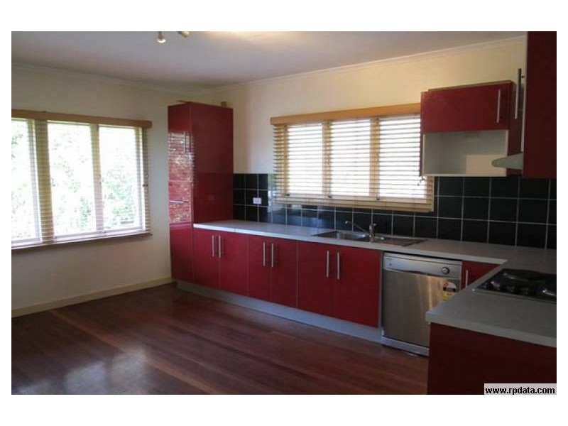 20 Ashvale Street, Kingston QLD 4114