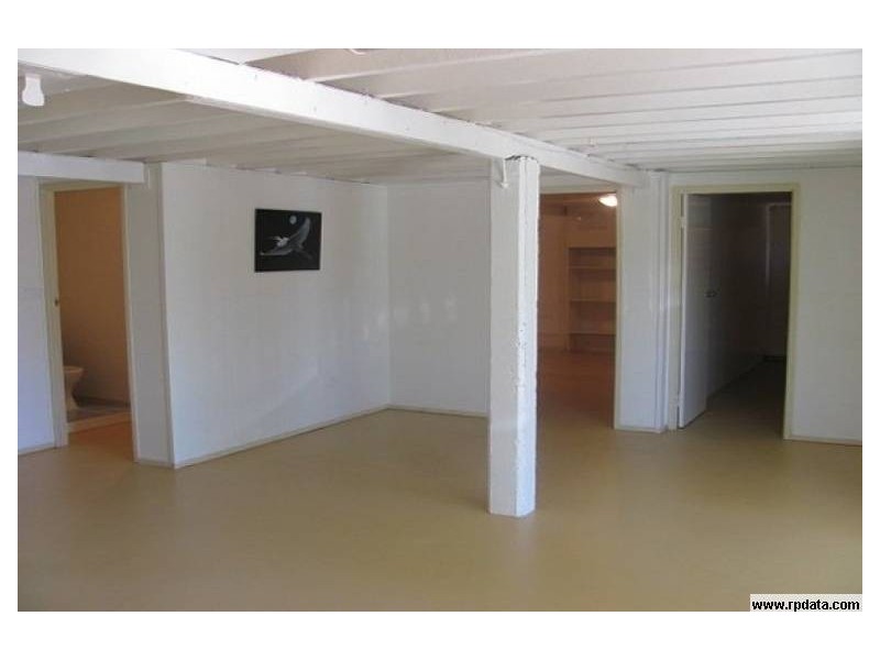 20 Ashvale Street, Kingston QLD 4114