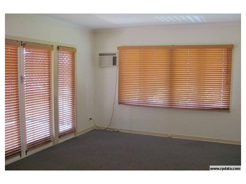 20 Ashvale Street, Kingston QLD 4114