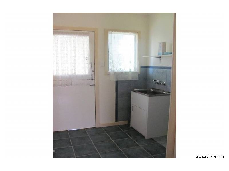 20 Ashvale Street, Kingston QLD 4114