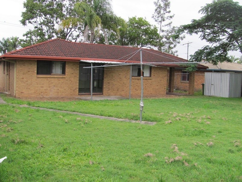 43 Montrose Avenue, Bethania QLD 4205