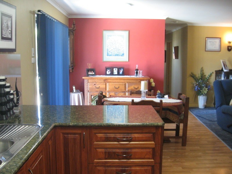 17 ALLAMANDA, Daisy Hill QLD 4127