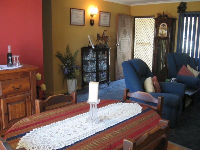 17 ALLAMANDA, Daisy Hill QLD 4127