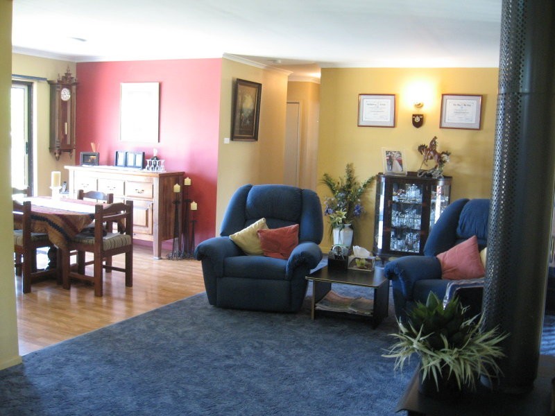 17 ALLAMANDA, Daisy Hill QLD 4127