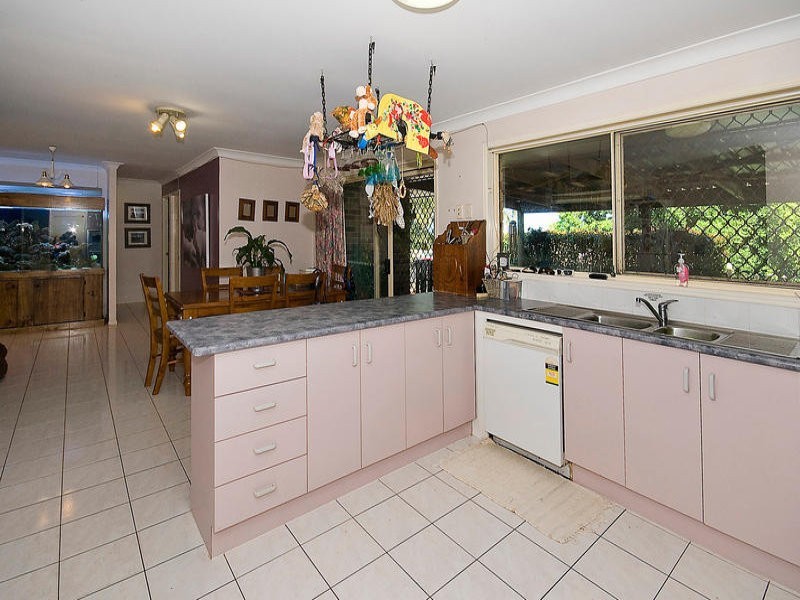 39  ANDROMEDA, Shailer Park QLD 4128