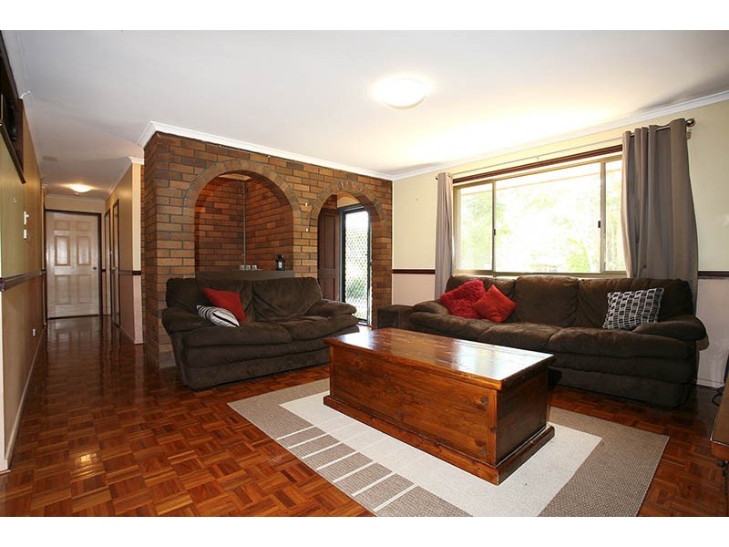 19 Dendron, Shailer Park QLD 4128