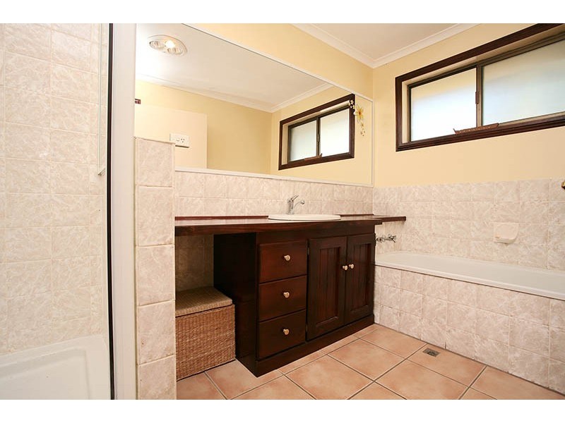 19 Dendron, Shailer Park QLD 4128