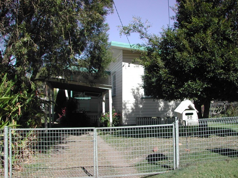 98 Goss Rd, Virginia QLD 4014