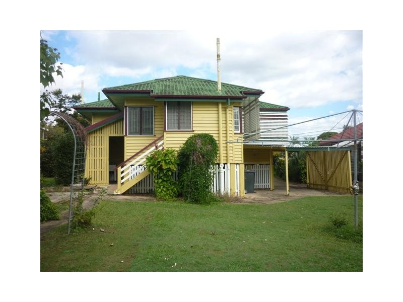 77 Mylne Street, Chermside QLD 4032