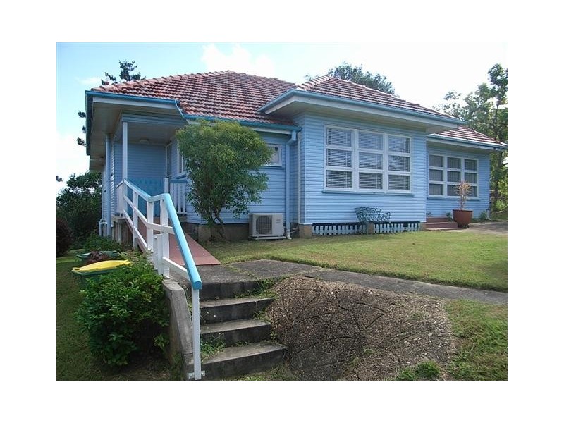 43 Old Dayboro Rd, Petrie QLD 4502
