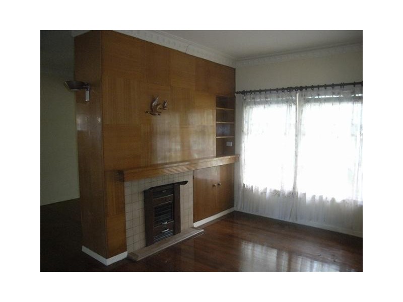 43 Old Dayboro Rd, Petrie QLD 4502