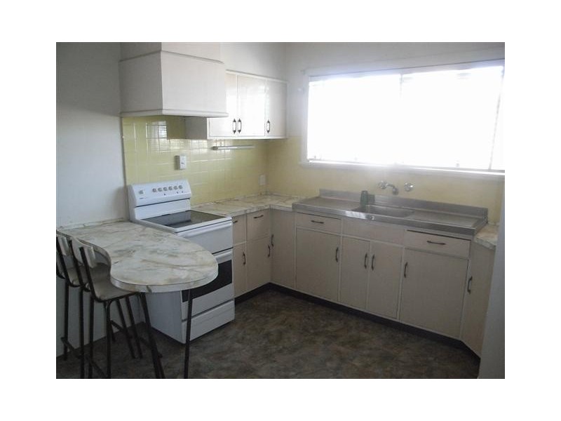 43 Old Dayboro Rd, Petrie QLD 4502