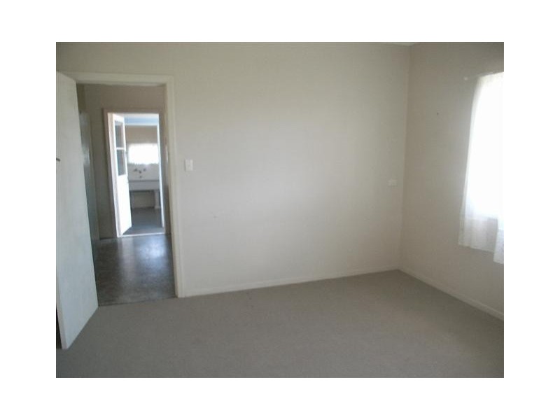 43 Old Dayboro Rd, Petrie QLD 4502